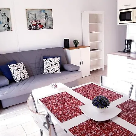 公寓 Playa De Americas Cozy For 2/4 Pax *