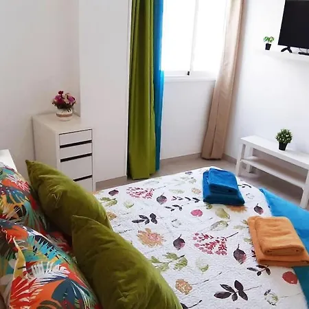 Playa De Americas Cozy For 2/4 Pax 公寓 *