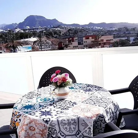 Playa De Americas Cozy For 2/4 Pax 公寓 *