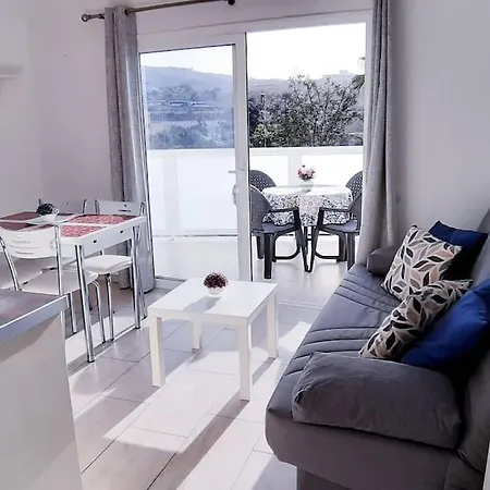 Playa De Americas Cozy For 2/4 Pax * Плая-де-лас-Америкас