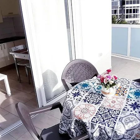 Playa De Americas Cozy For 2/4 Pax Appartement