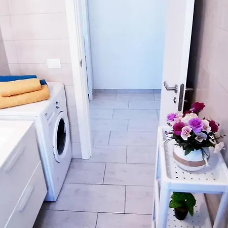 Appartement Playa De Americas Cozy For 2/4 Pax *