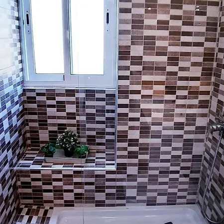 Playa De Americas Cozy For 2/4 Pax