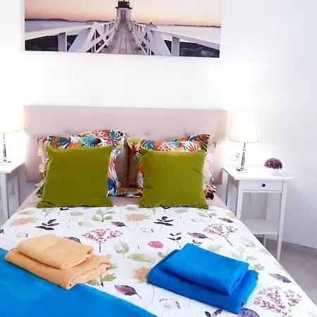 Appartement Playa De Americas Cozy For 2/4 Pax *
